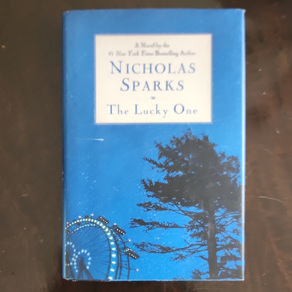 The Lucky One by Nicholas Sparks Hardcover